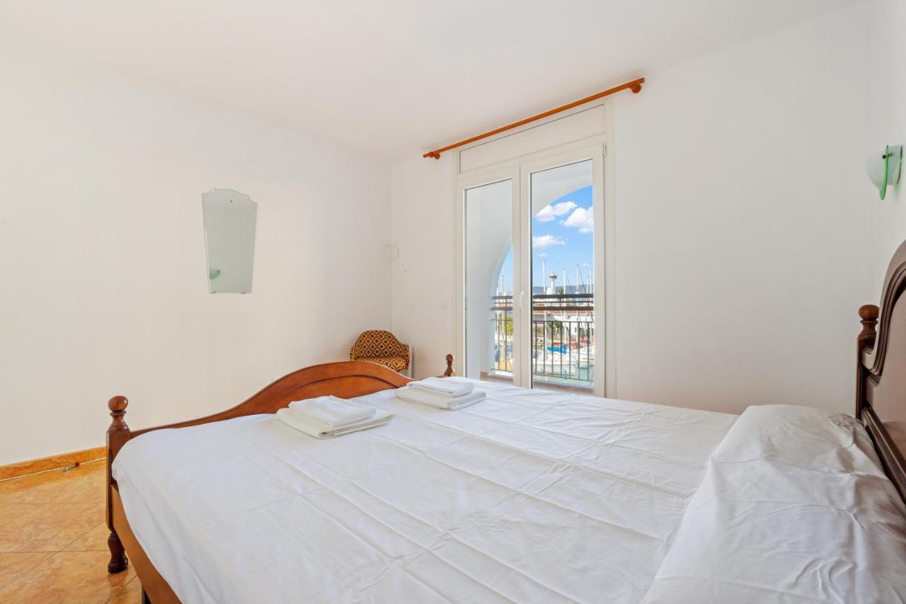 Apartamento Welcs Duplex 025 Emp Frente Al Mar Ampuriabrava Exterior foto